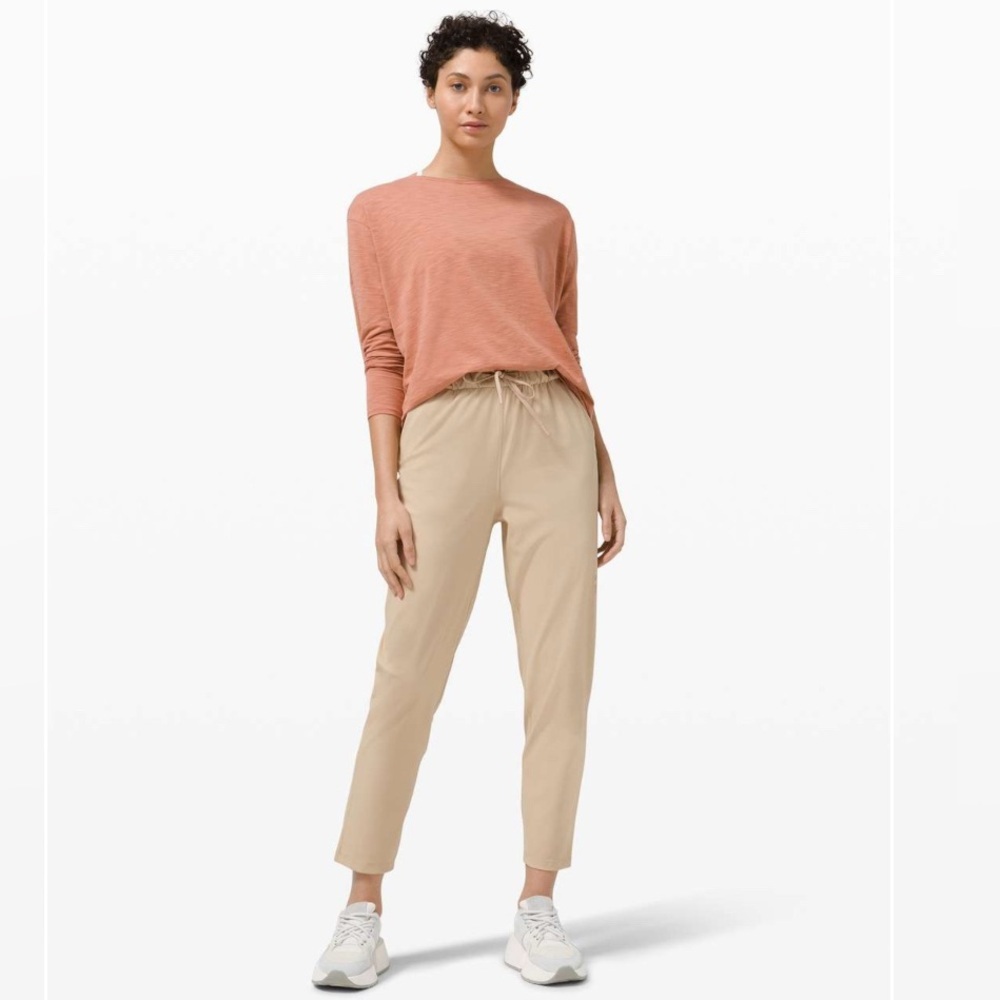 Lululemon Keep Moving Pant 7/8 High-Rise Trench Size 4